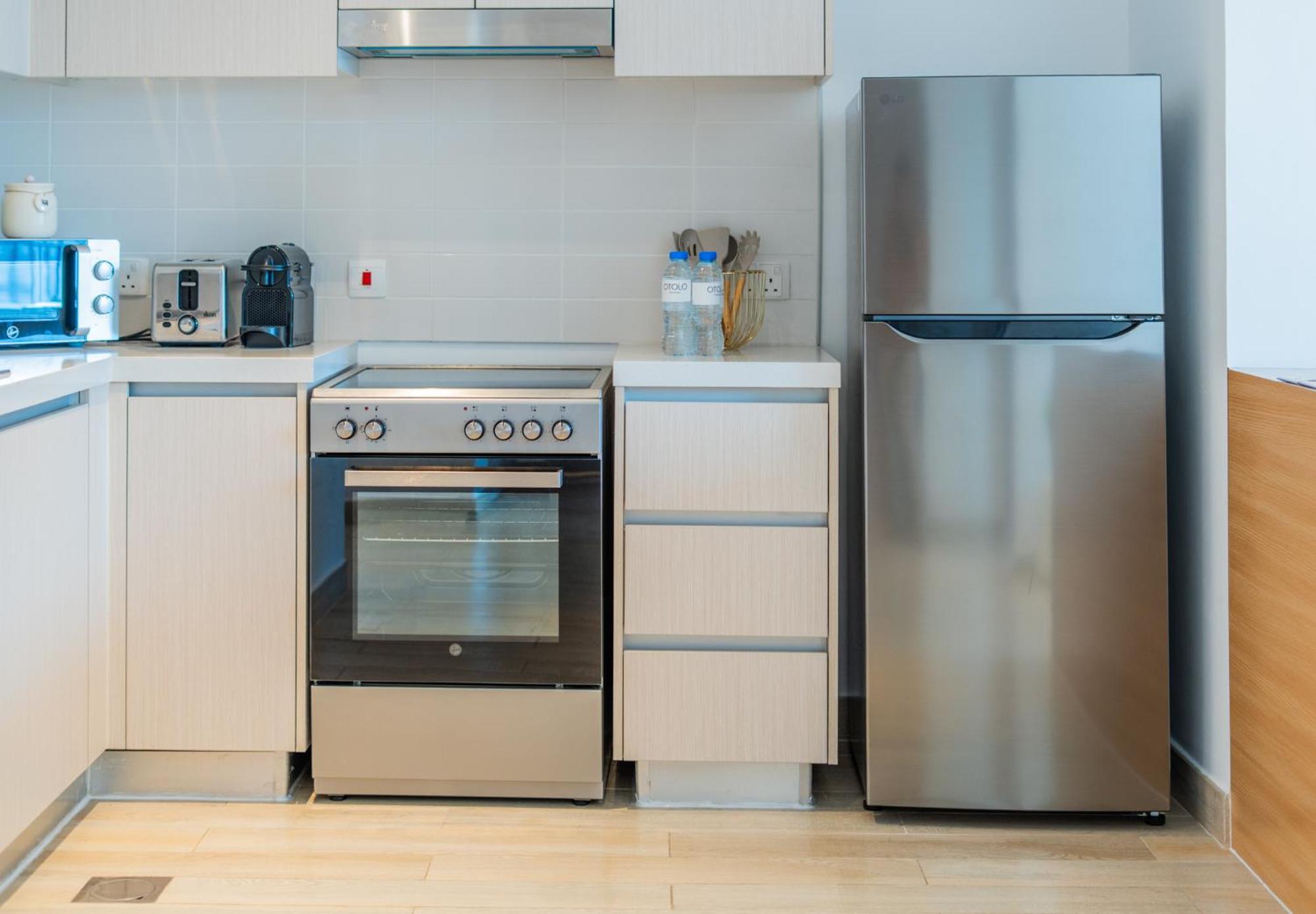 Apartment One Bedroom Apartment By Otolo Homes With Free Yas Theme Park Tickets