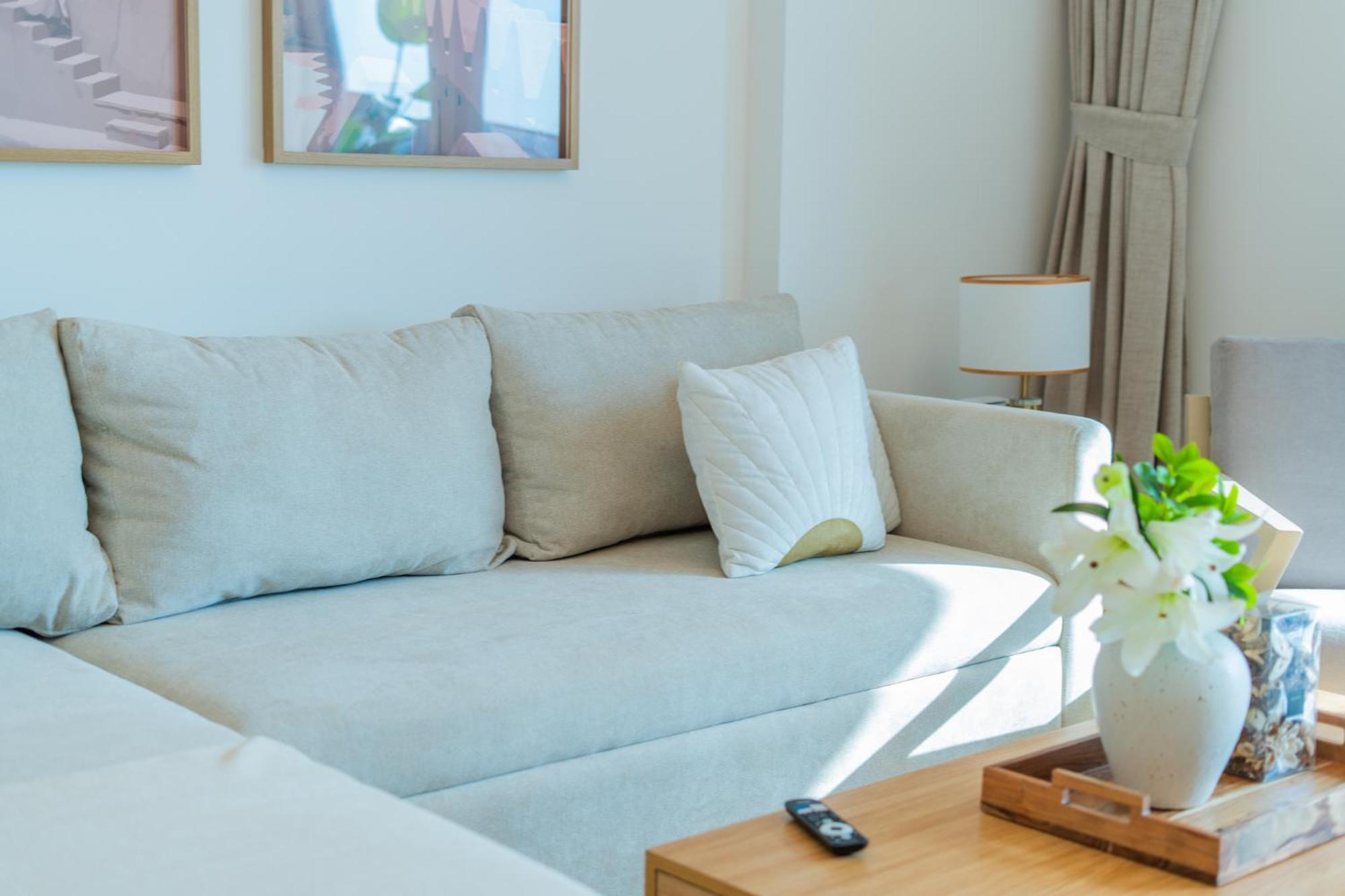 One Bedroom Apartment By Otolo Homes With Free Yas Theme Park Tickets Apartment *