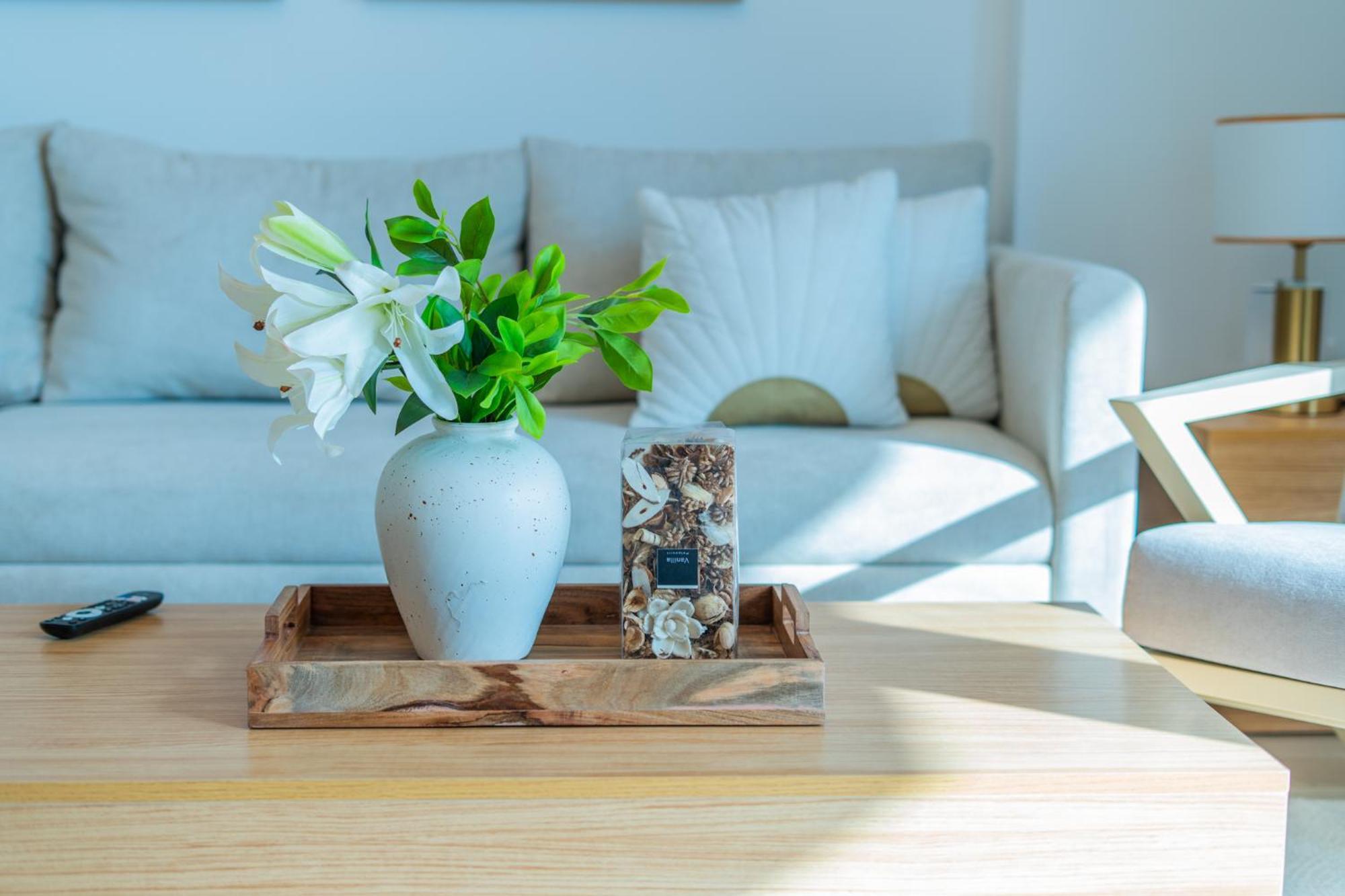 One Bedroom Apartment By Otolo Homes With Free Yas Theme Park Tickets * Abu Dhabi
