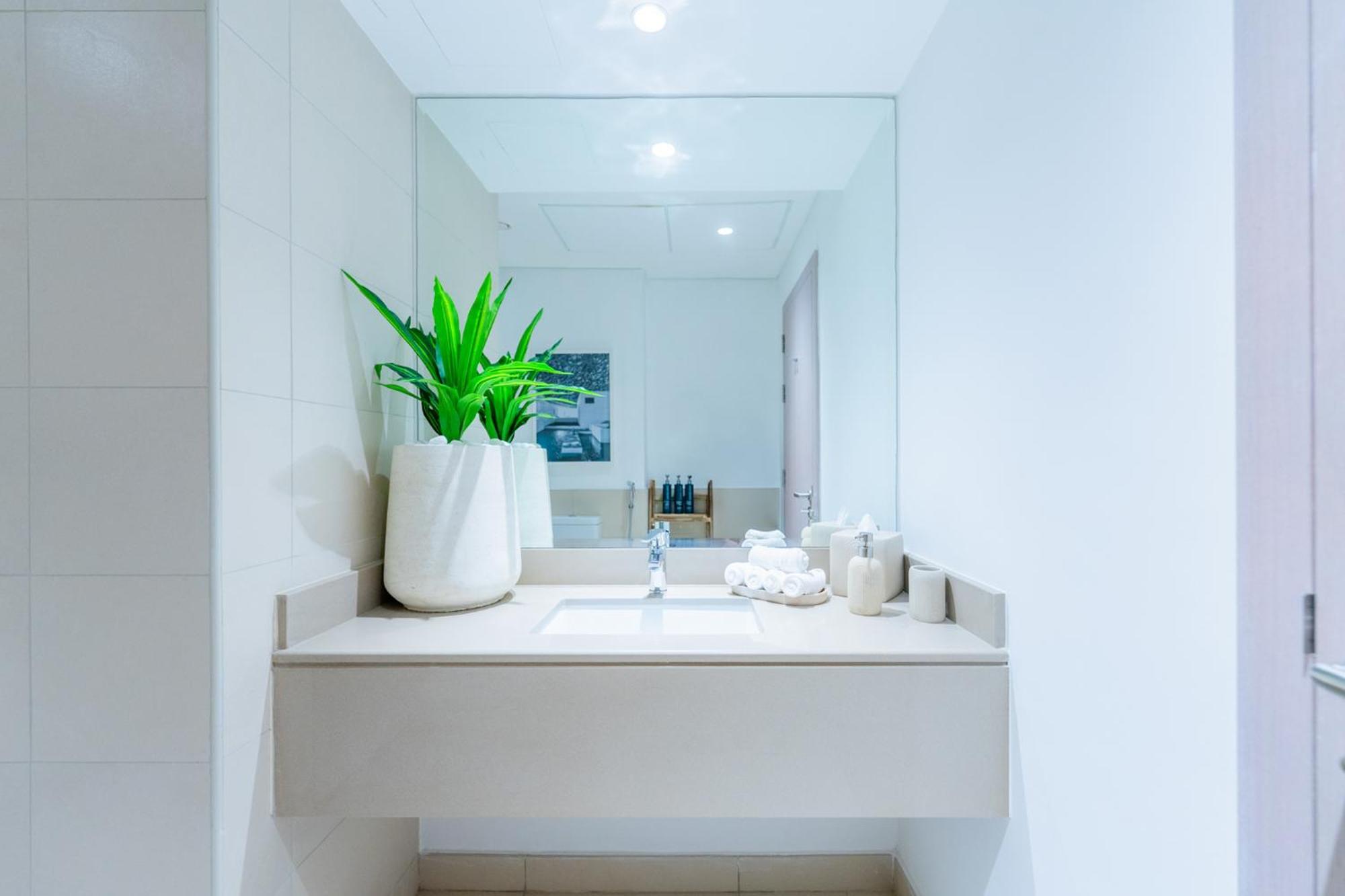 One Bedroom Apartment By Otolo Homes With Free Yas Theme Park Tickets Abu Dhabi